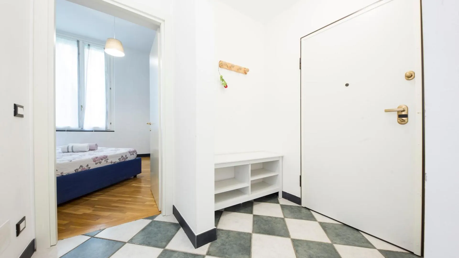 Bilocale Mascherona Genova Italia