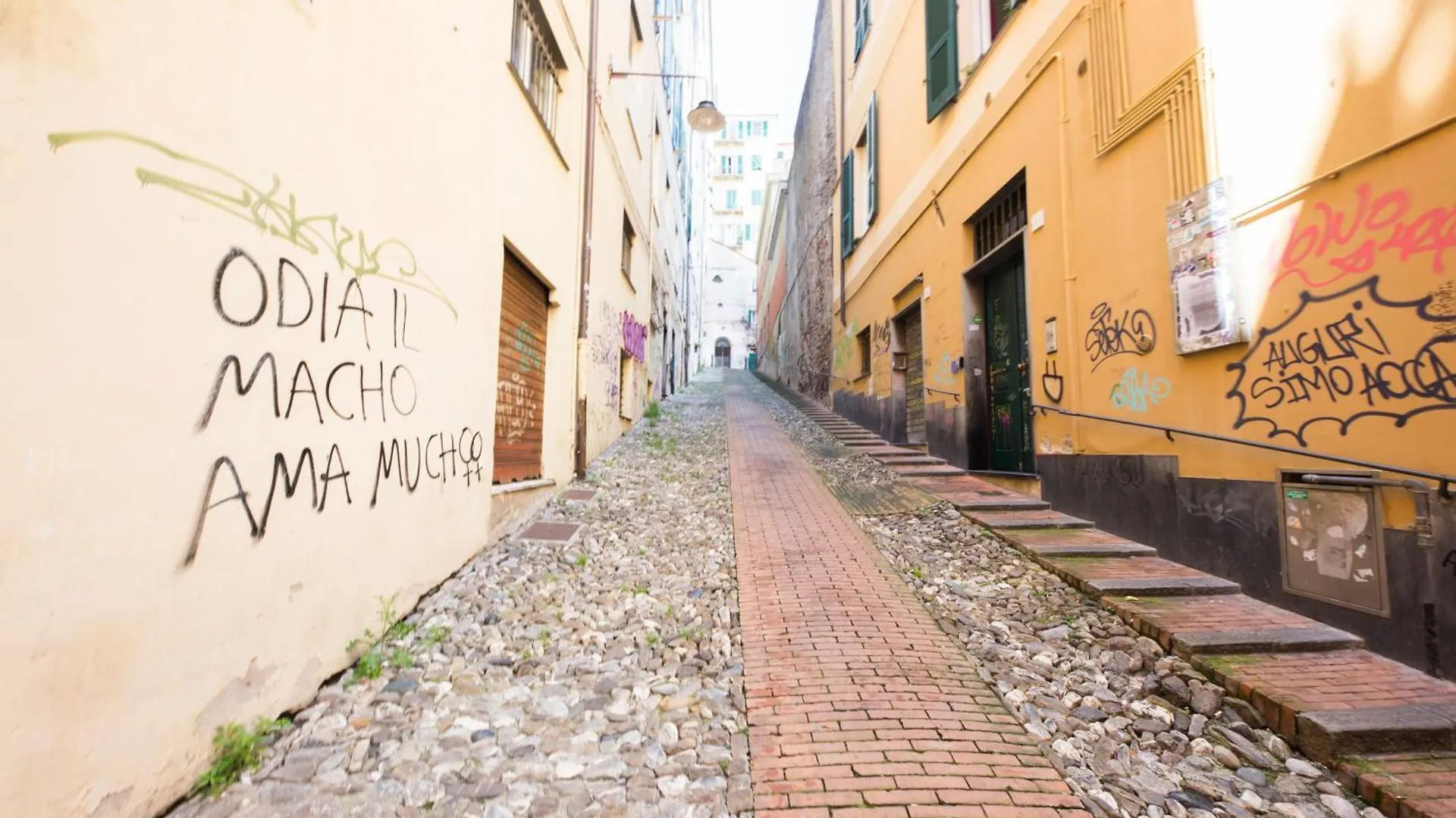 Bilocale Mascherona Genoa Italy